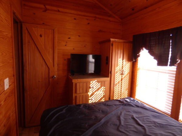 yogi-bear-cottage-img04